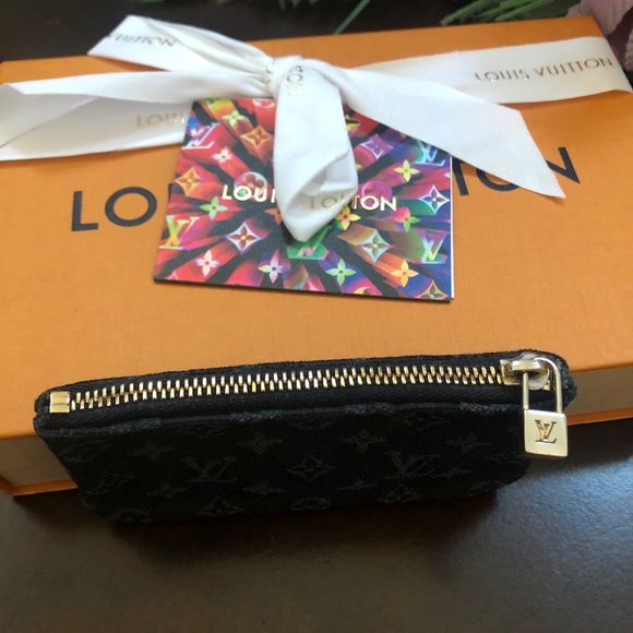 ❌SOLD❌. Louis Vuitton keycles mini lin - Picture 7 of 7